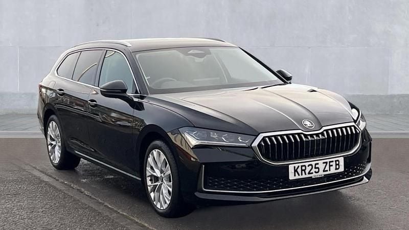 Used Skoda Superb SE L 150 HP (110 kW) 2025 Midnight black metallic Estate