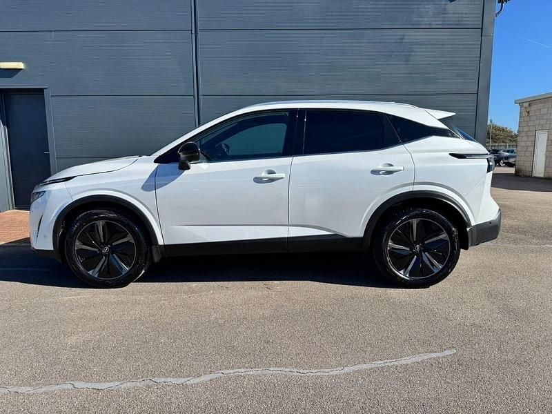 Used Nissan Qashqai Tekna 2025 White SUV
