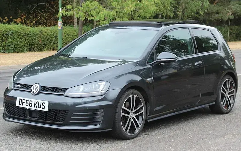 Used VW Golf VII GTD 184 HP (135 kW) 2016 Hatchback