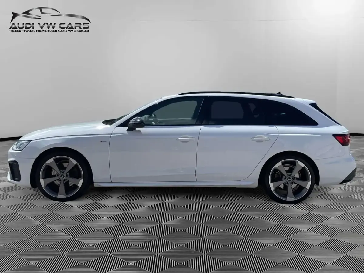 Used Audi A4 Black Edition 150 HP (110 kW) 2021 White Estate