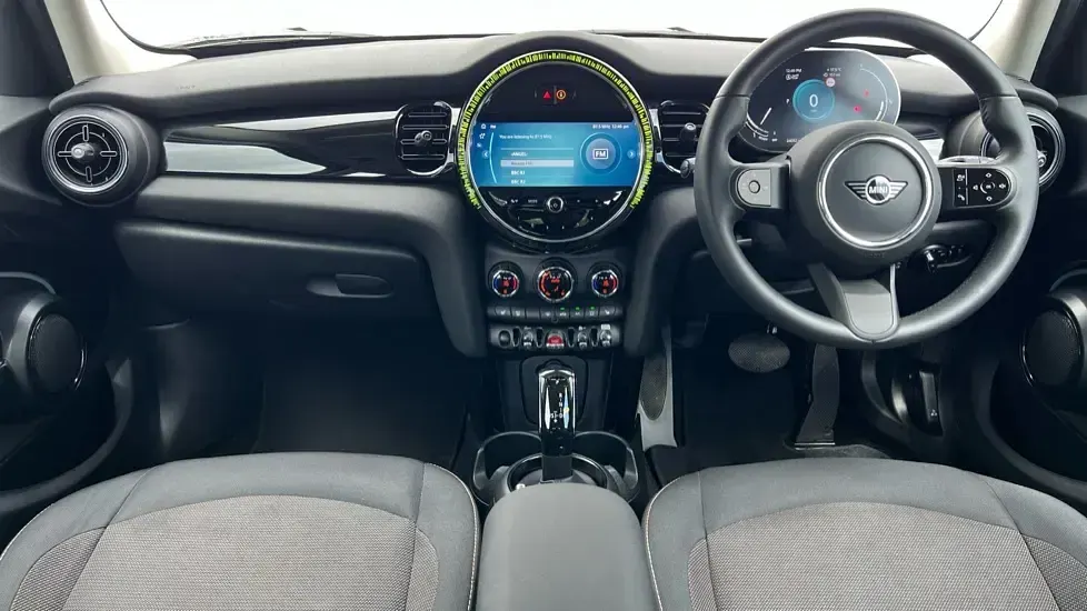 Used Mini Cooper Classic 134 HP (98 kW) 2023 Grey Hatchback
