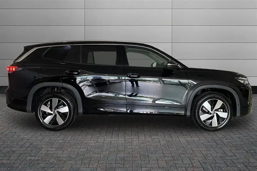 New VW Tayron Match 150 HP (110 kW) 2026 Grenadilla black SUV
