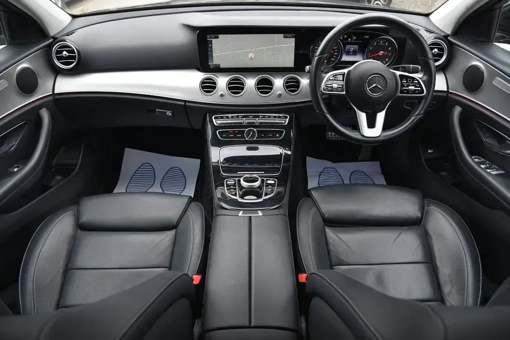 Used Mercedes E200 SE 184 HP (135 kW) 2019 Black Estate