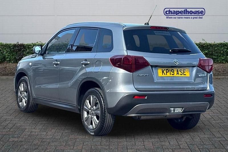 Second-hand Suzuki Vitara SZ-T 140 CP (102 kW) 2019 Gri SUV