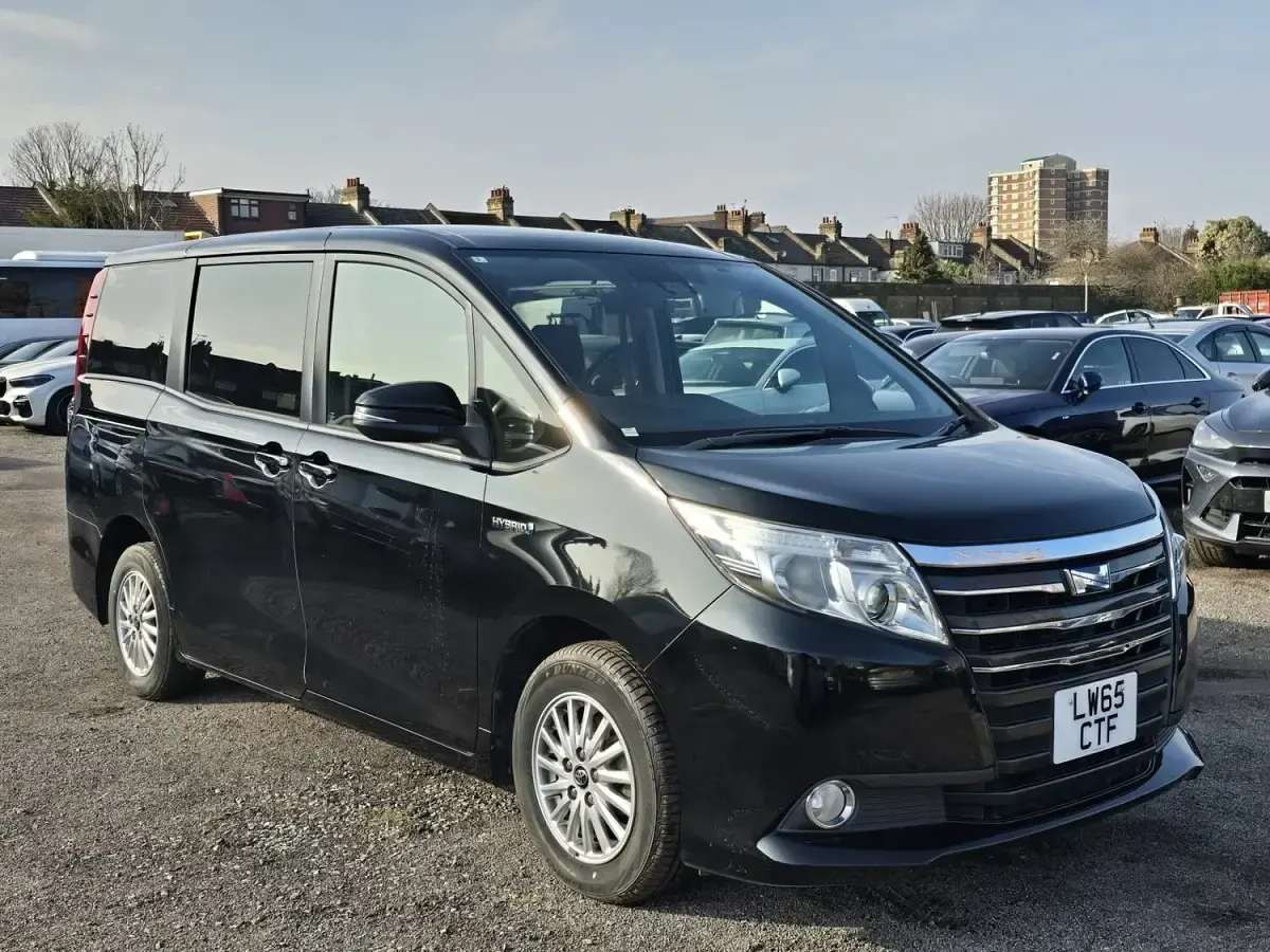 Used Toyota Noah 2016 Black MPV