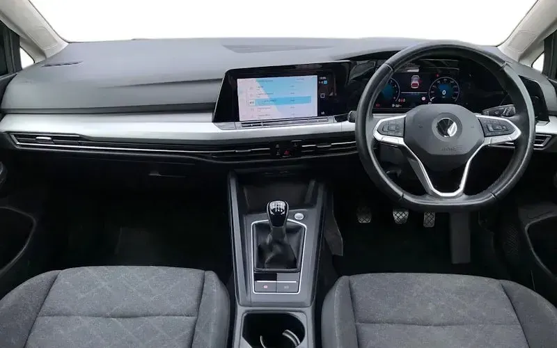 Usado VW Golf VIII Life 131 HP (96 kW) 2024 Citadino