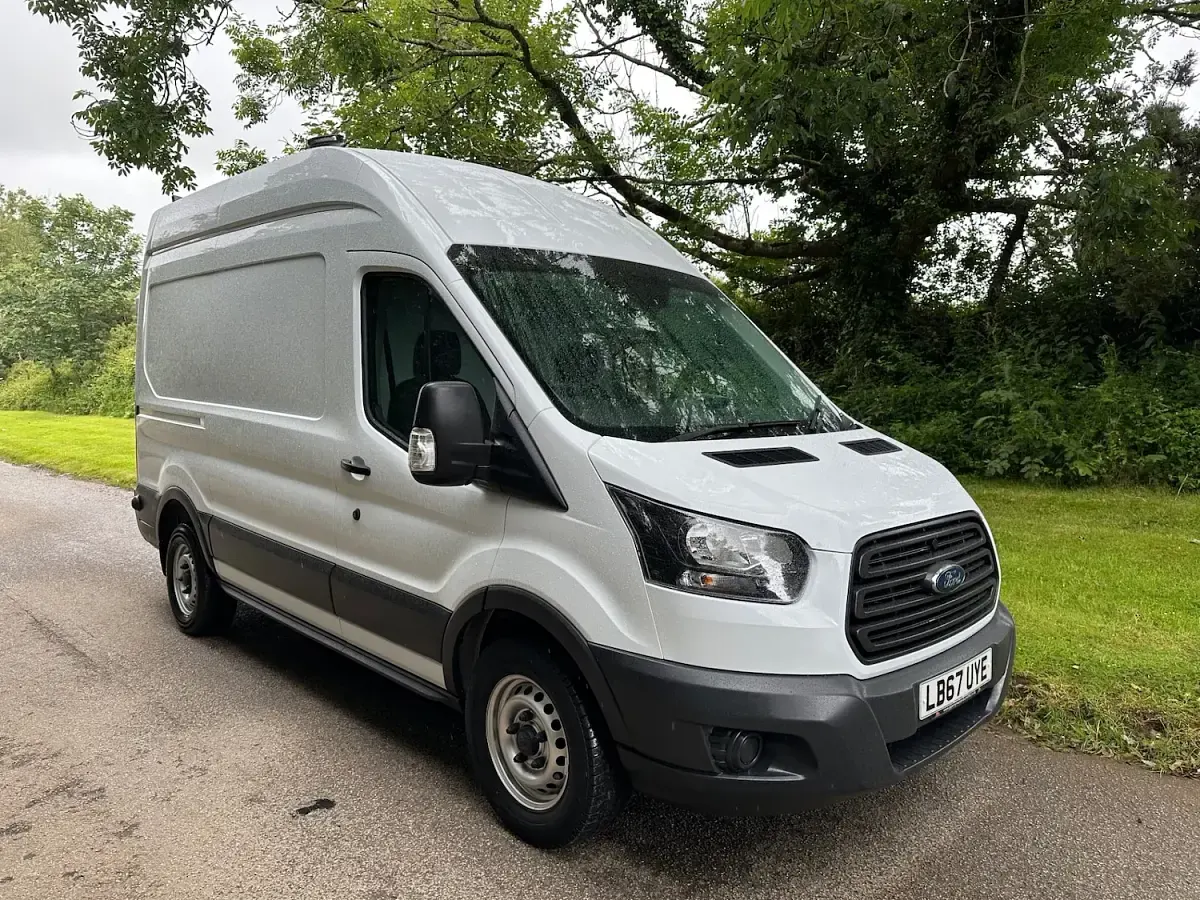 Used Ford Transit 130 HP (95 kW) 2018 White Van