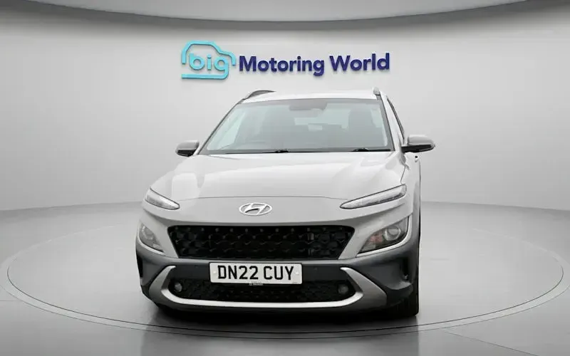 Used Hyundai Kona Premium 120 HP (88 kW) 2022 Grey SUV
