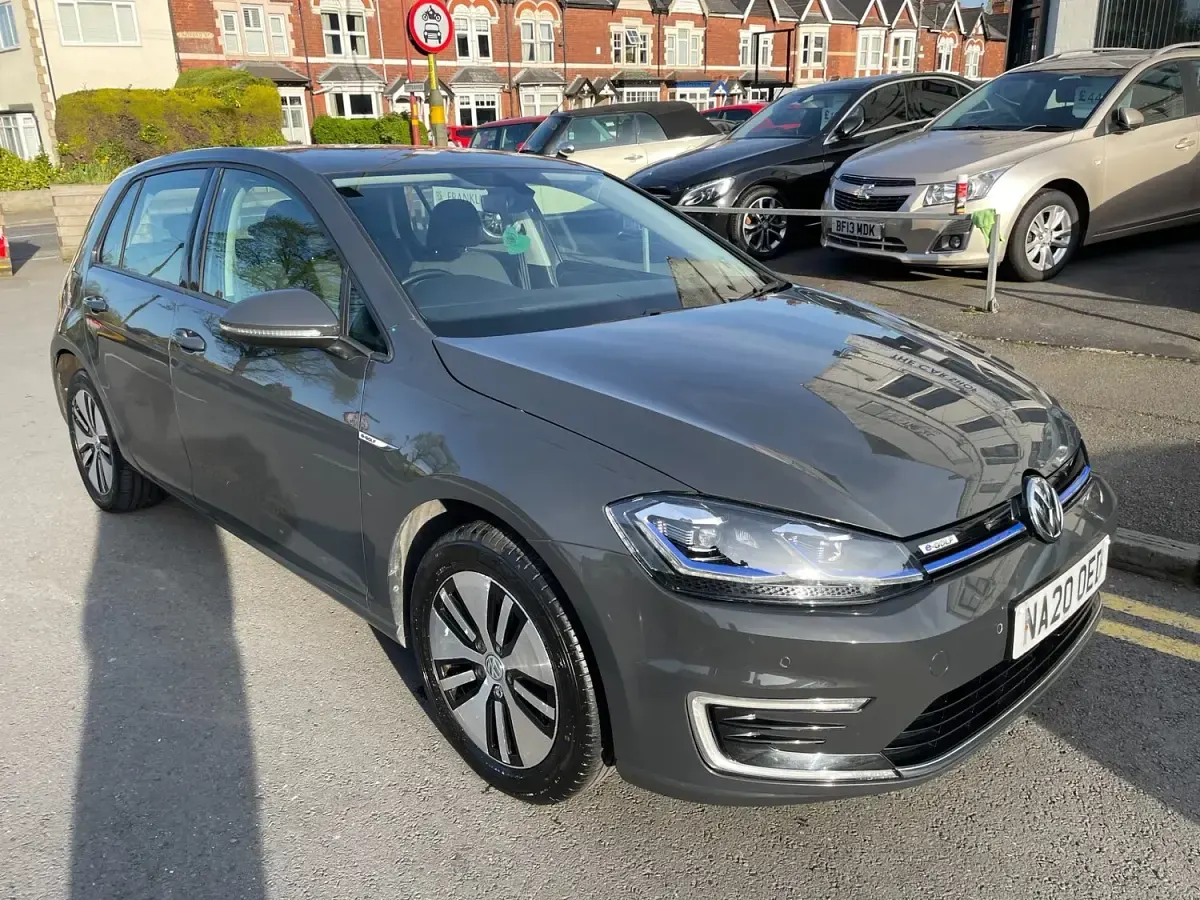 Used VW e-Golf 99 kW (135 HP) 2020 Grey Hatchback