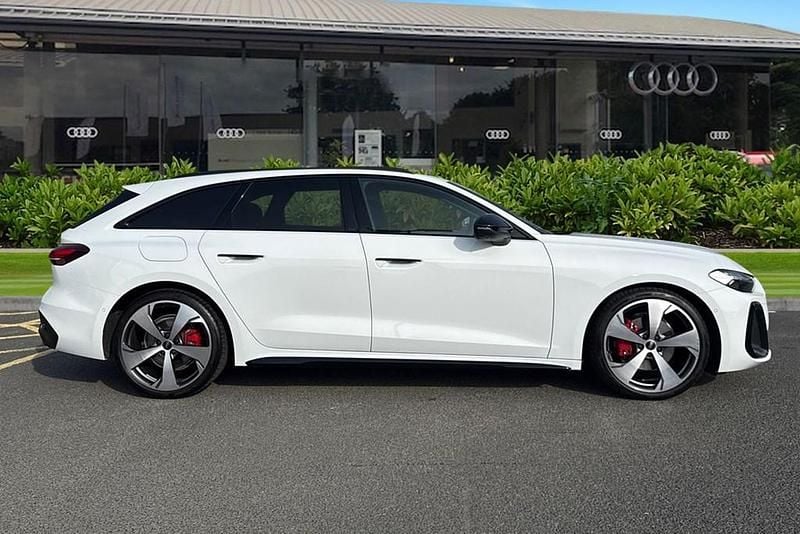 Used Audi A5 Comfort 150 HP (110 kW) 2025 White Estate
