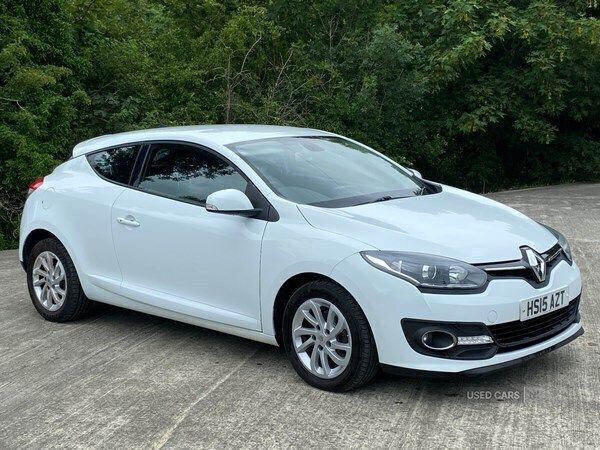 White Used 2015 Renault Mégane Coupé Dynamique Coupe | £4,950 - Image 1/4