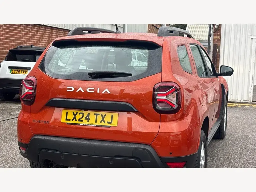 Usado Dacia Duster Expression 2024 Naranja SUV
