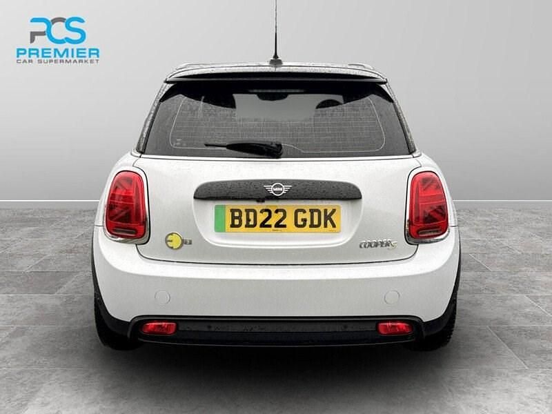 Used Mini Cooper SE Hatch 2022 White silver Hatchback
