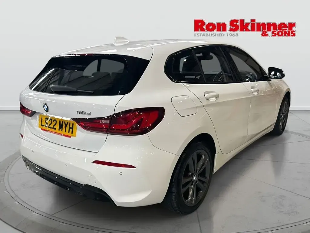 Used BMW 116 Sport Line 2022 White Hatchback
