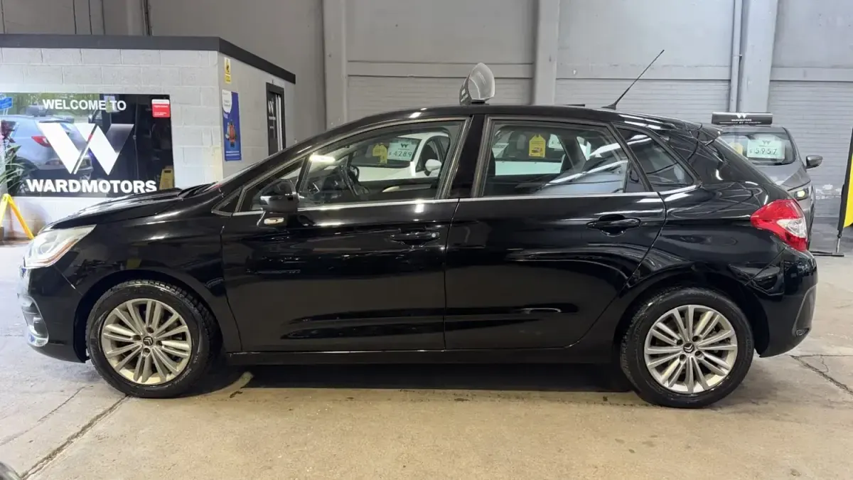 Usado Citroën C4 VTR Sport 115 HP (84 kW) 2013 Preto Citadino