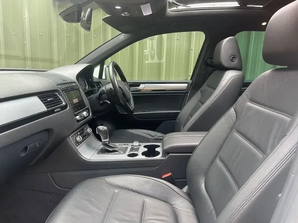 Used VW Touareg R-line 262 HP (192 kW) 2015 White SUV