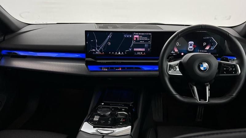 Used BMW 520 M Sport 205 HP (150 kW) 2025 White Estate