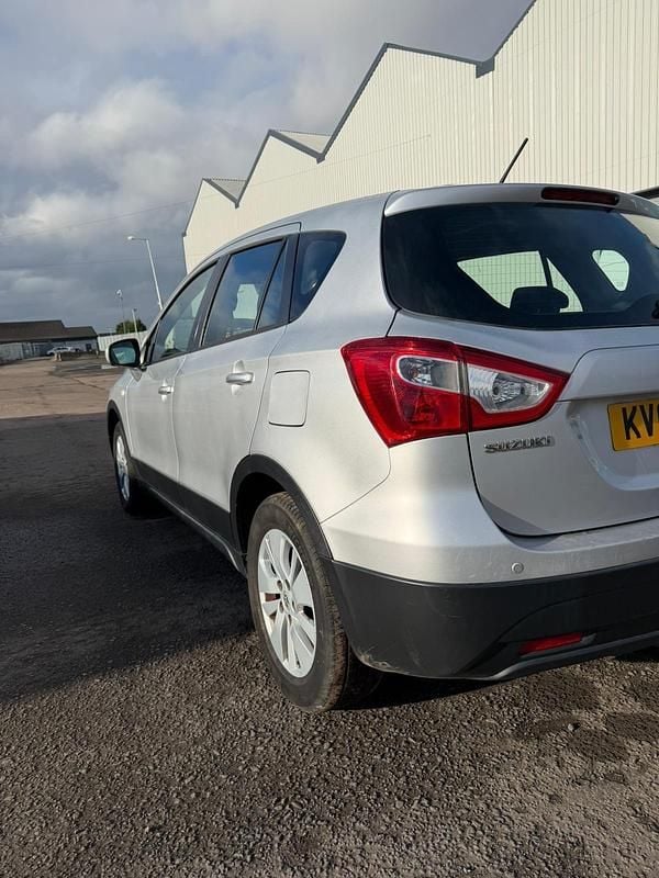Used Suzuki SX4 S-Cross SZ3 120 HP (88 kW) 2014 Silver Hatchback