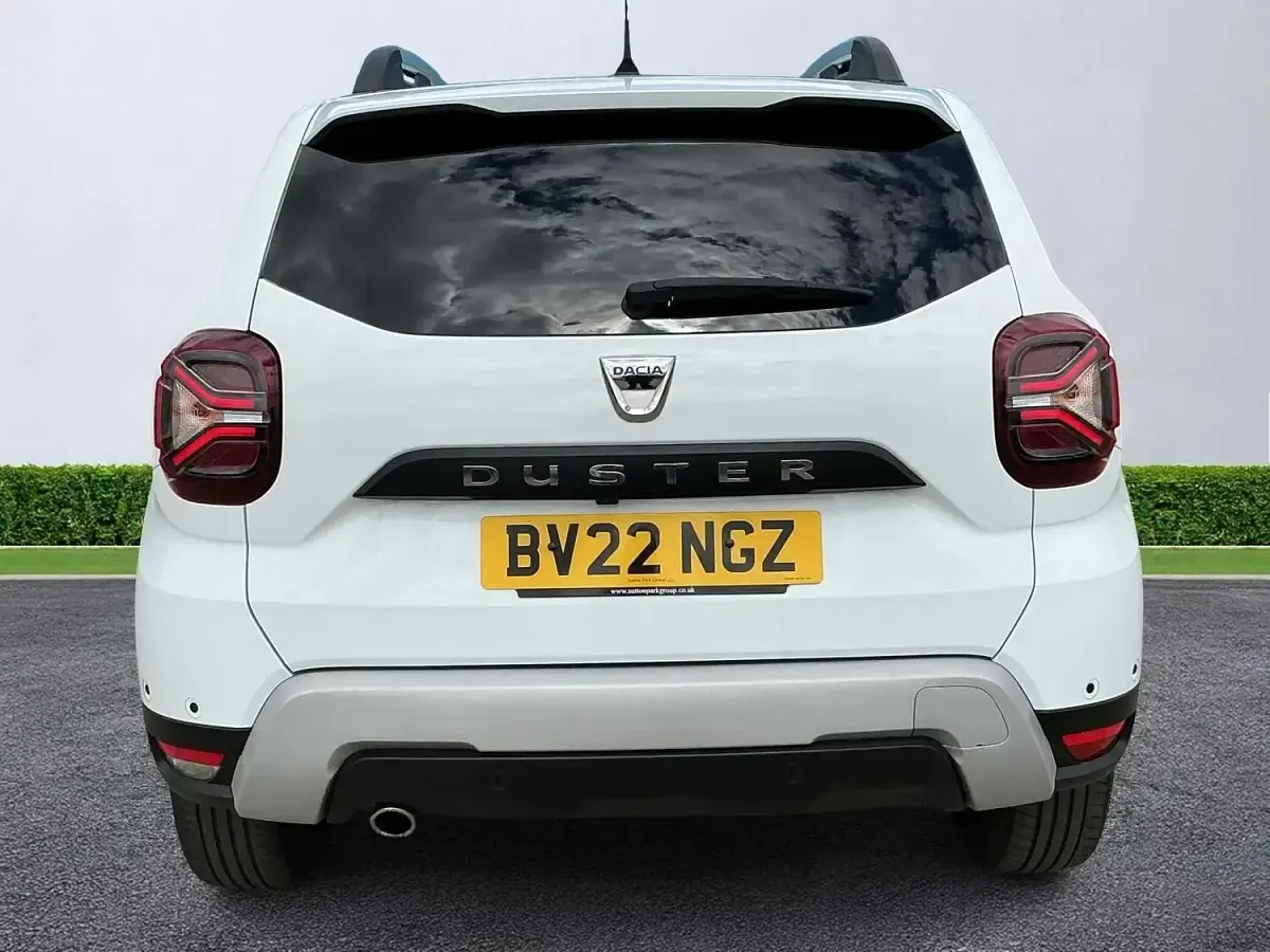 Used Dacia Duster Prestige 2022 White SUV