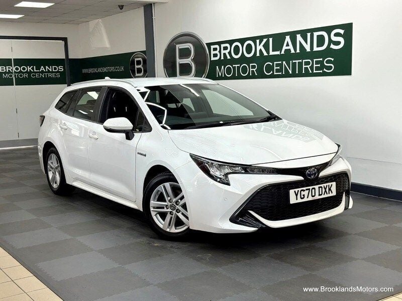White Used 2020 Toyota Corolla Estate | £17,450 (Fair price) - Image 1/1