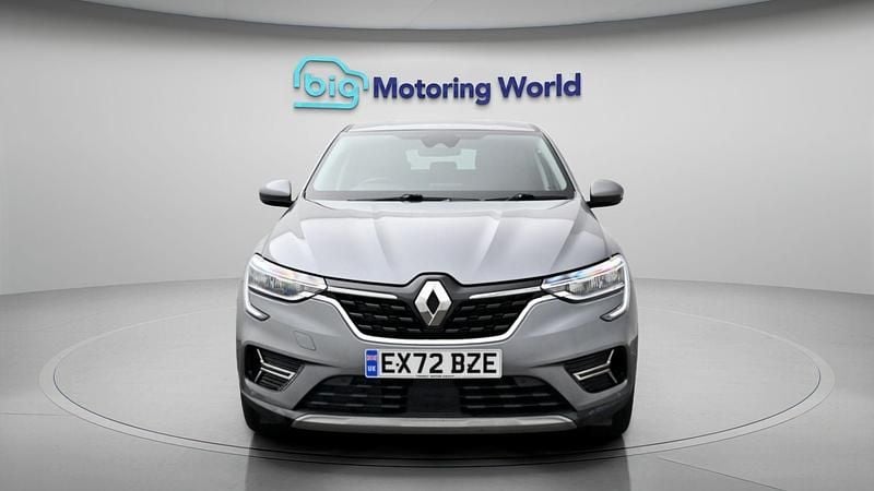Used Renault Arkana Version S 145 HP (106 kW) 2022 Grey SUV