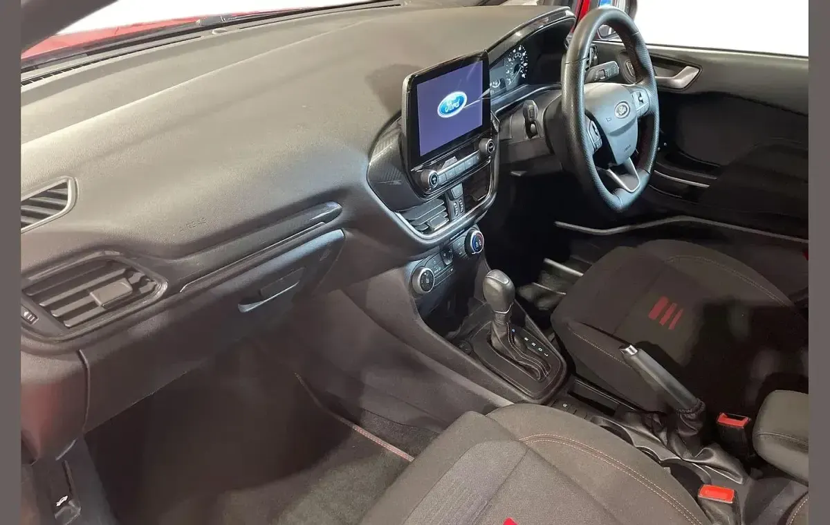 Used Ford Fiesta ST-Line 125 HP (91 kW) 2023 Red Hatchback