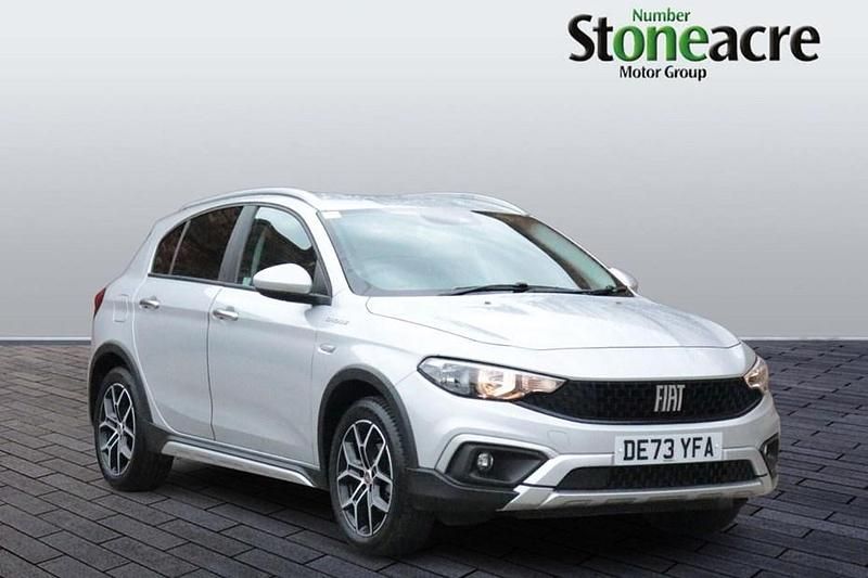 Used 2023 Fiat Tipo Cross | £13,495 (Fair price) - Image 1/1