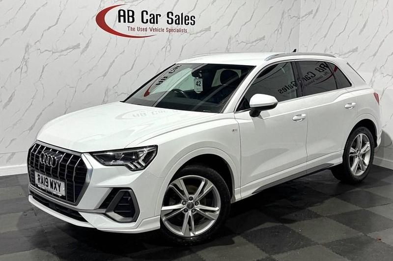 White Used 2019 Audi Q3 S-Line SUV | £20,499 (Fair price) - Image 1/1