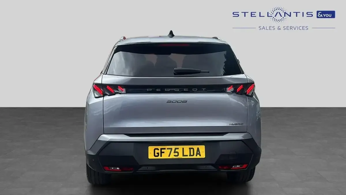 Used Peugeot 5008 GT 143 HP (105 kW) 2025 Grey SUV