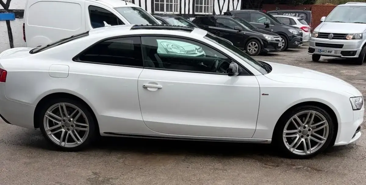 Used Audi A5 Black Edition 190 HP (139 kW) 2016 White Coupe