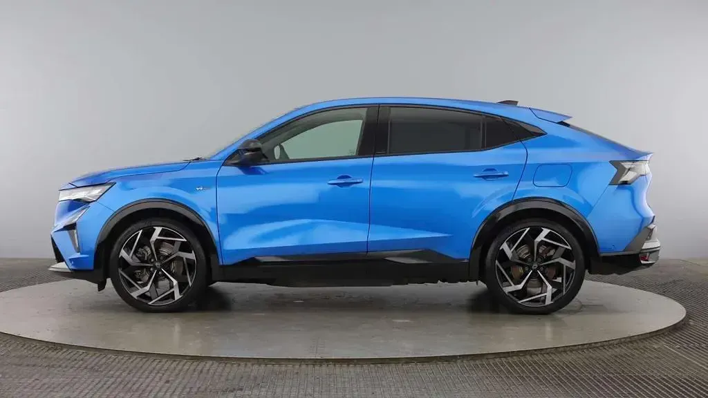 Used Renault Rafale 300 HP (220 kW) 2025 Blue/black  SUV