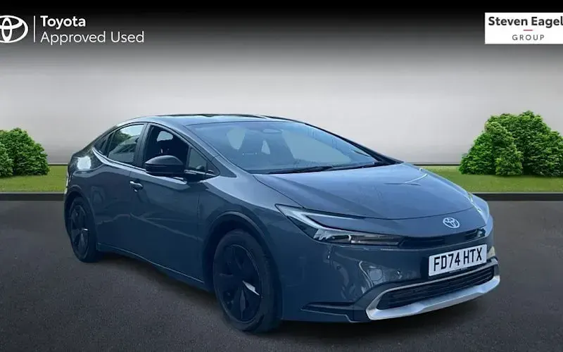 Used Toyota Prius Design 223 HP (164 kW) 2026 Hatchback