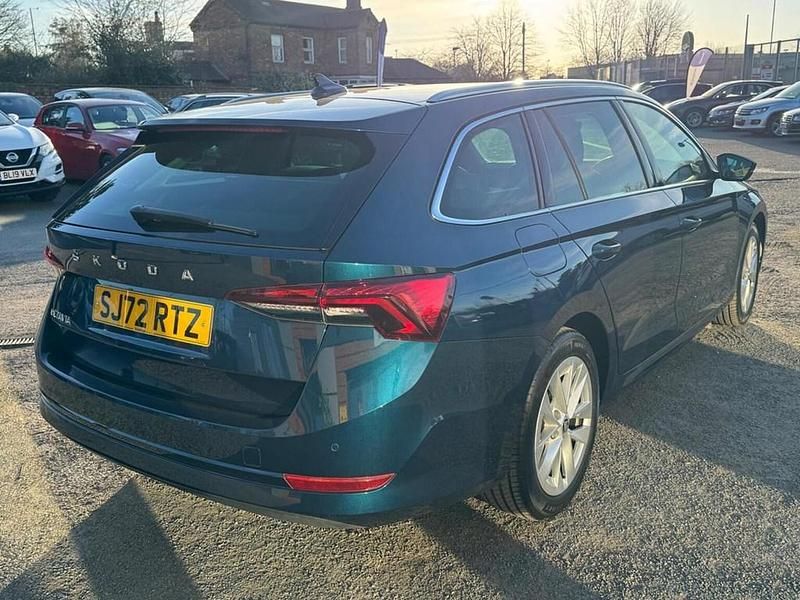 Used Skoda Octavia SE L 150 HP (110 kW) 2022 Blue Estate