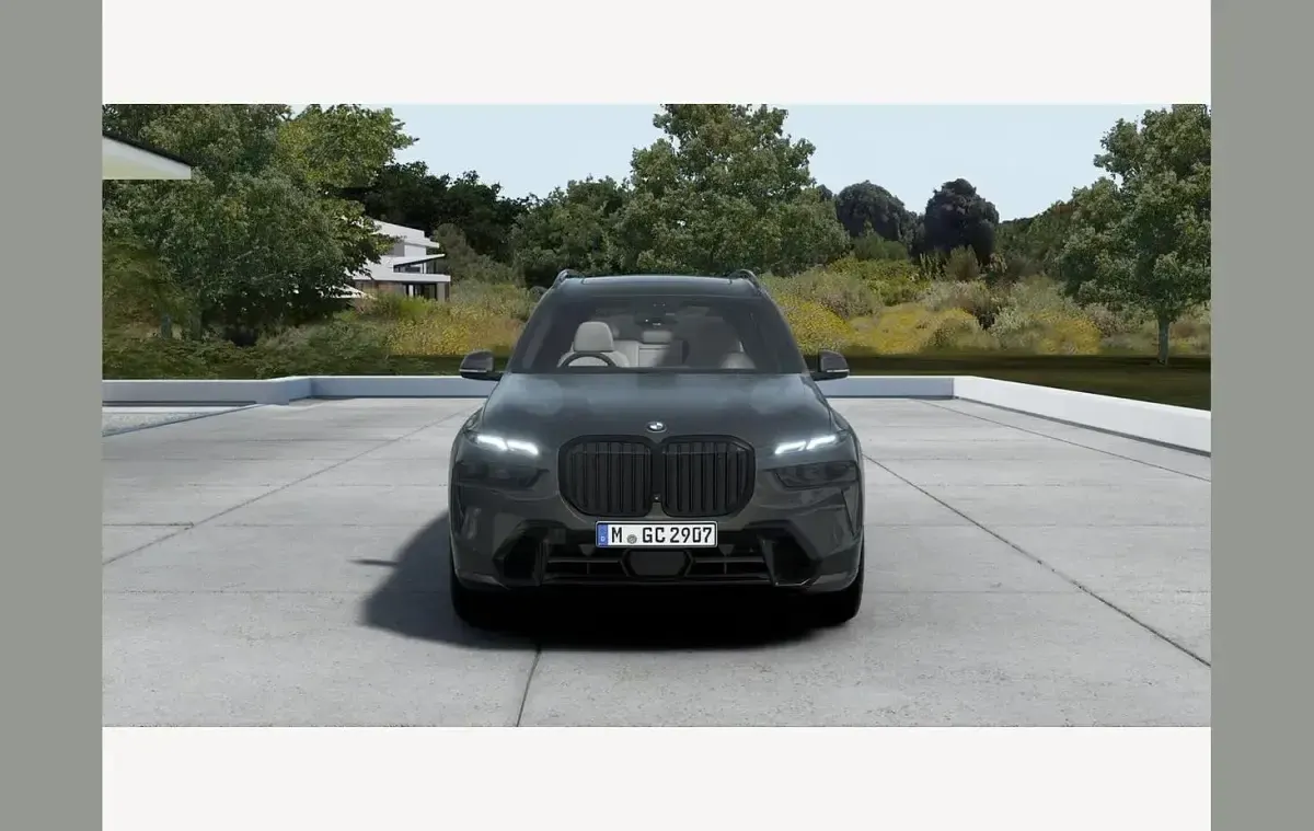 New BMW X7 M Sport 347 HP (255 kW) 2026 Grey SUV