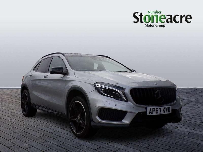 Silver Used 2017 Mercedes GLA220 AMG line SUV | £14,495 (Fair price) - Image 1/4