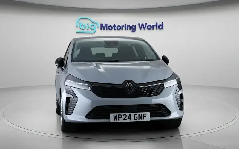 Used Renault Clio Evolution 90 HP (66 kW) 2024 Grey Hatchback