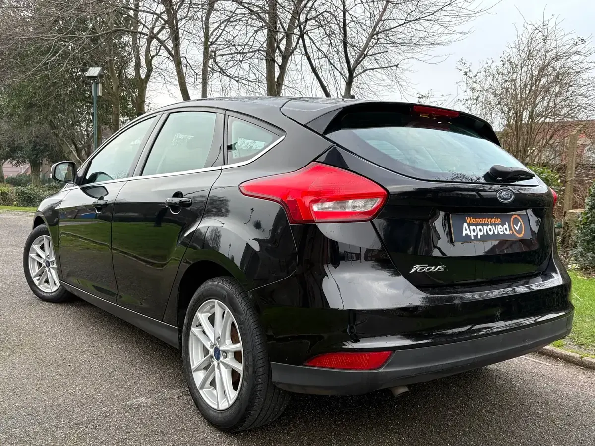 Used Ford Focus Zetec 2016 Black Hatchback
