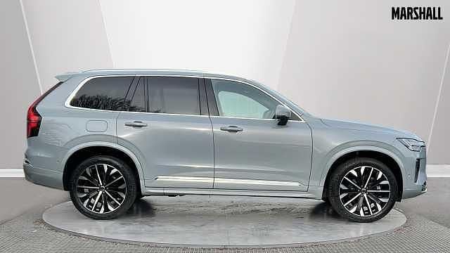 Used Volvo XC90 Ultra 250 HP (183 kW) 2025 Metallic  vapour grey SUV