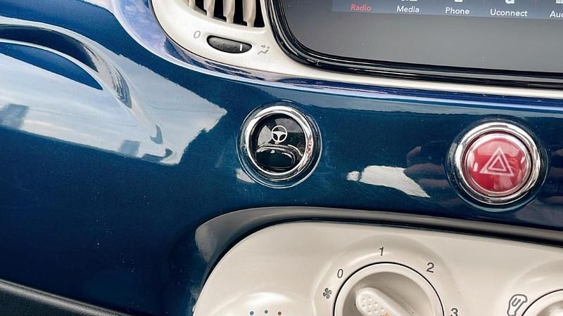 Used Fiat 500 S 70 HP (51 kW) 2024 Blue Hatchback