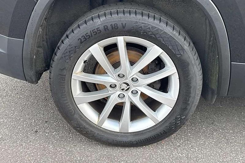 Used Skoda Kodiaq SE 150 HP (110 kW) 2022 Black magic pearl effect SUV