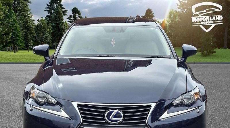 Used Lexus IS300h 2015 Blue Sedan