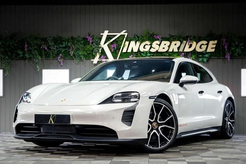 Used Porsche Taycan Performance Package 11 kW (15 HP) 2023 Grey Estate