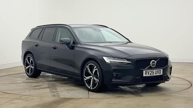 Used Volvo V60 Plus 197 HP (144 kW) 2025 Black Estate