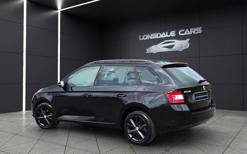 Used Skoda Fabia SE 110 HP (80 kW) 2015 Black Estate