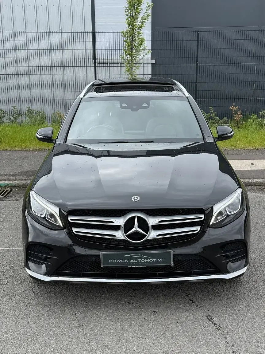 Usado Mercedes GLC250 AMG line 200 HP (147 kW) 2018 Preto SUV