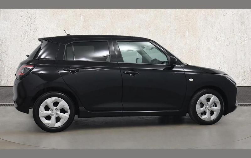 New Suzuki Swift 82 HP (60 kW) 2025 Black Hatchback