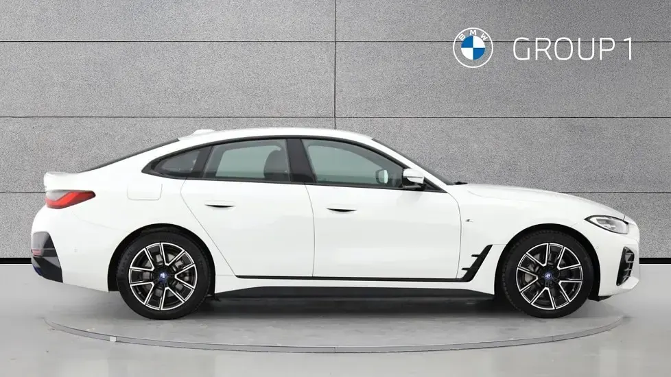 Used BMW i4 M Sport 246 kW (335 HP) 2022 White Sedan