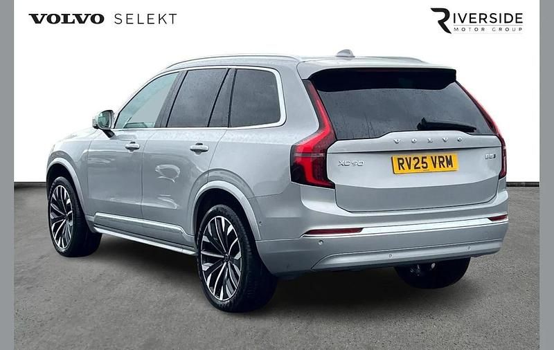 Usado Volvo XC90 Ultra 250 HP (183 kW) 2025 Prateado SUV