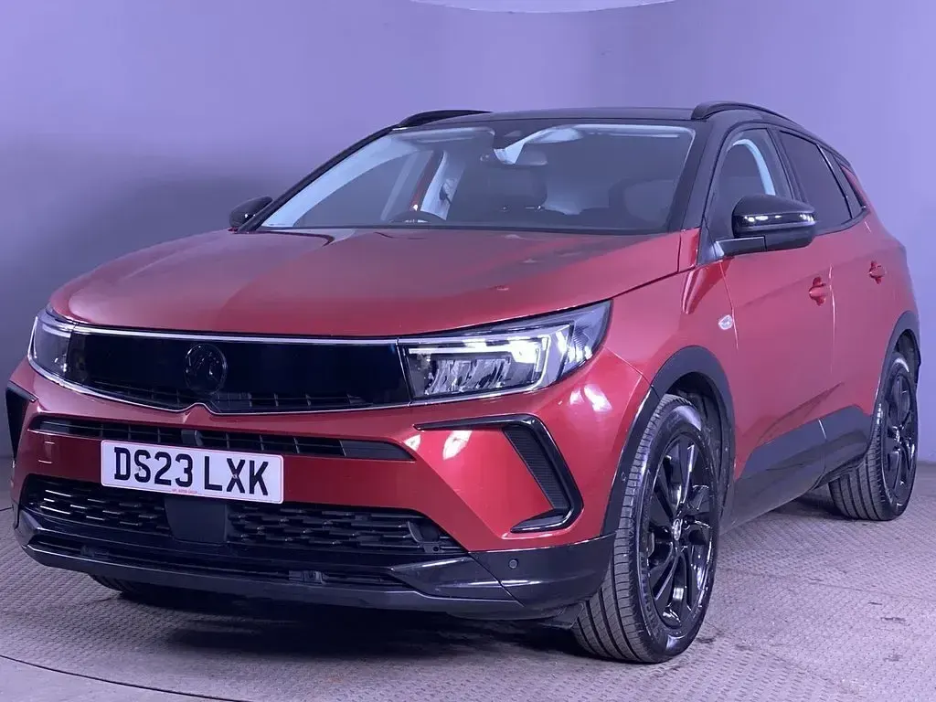 Used Vauxhall Grandland X S 130 HP (95 kW) 2023 Red SUV