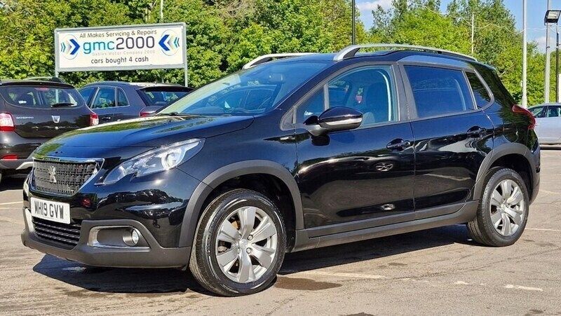 Black Used 2019 Peugeot 2008 Signature Sky SUV | £8,295 (Good price) - Image 1/4